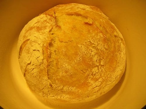 Perfectly sliced homemade bread! - Eco Thrifty Living
