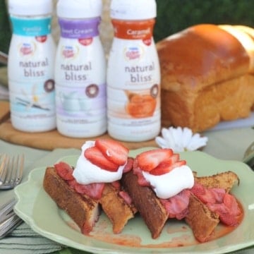Coffee-Mate Natural Bliss French Toast with Strawberries and Cream