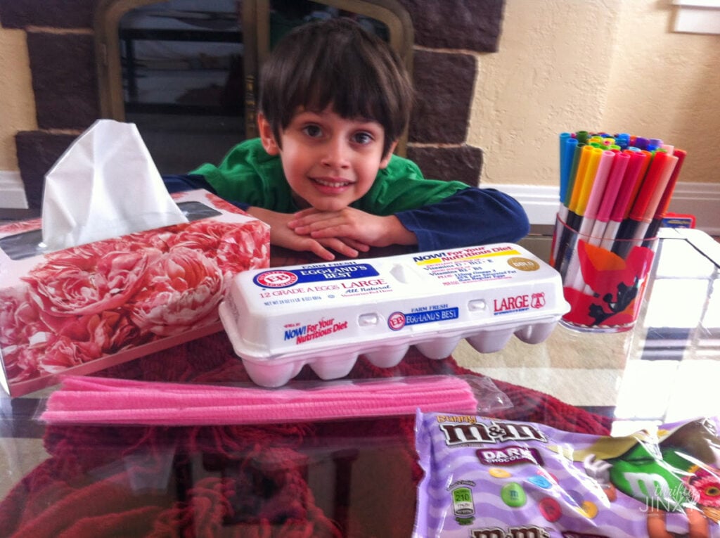 Making Mini Egg Carton Easter Baskets