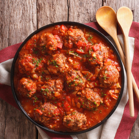 Easy Crockpot Meatballs Recipe - Thrifty Jinxy