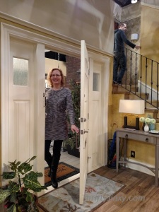 Melissa and Joey Set Visit - Look Behind the Scenes! - Thrifty Jinxy