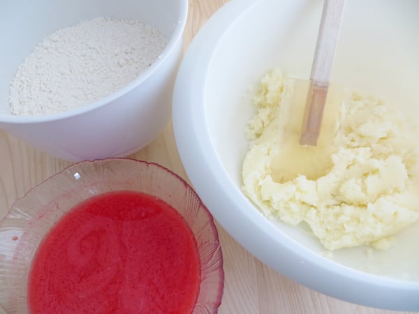 Maraschino Cherry Cupcakes Recipe Process