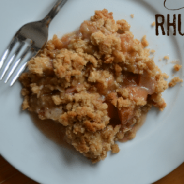 cropped-Classic-Rhubarb-Crisp-Recipe-from-Thrifty-Jinxy.png