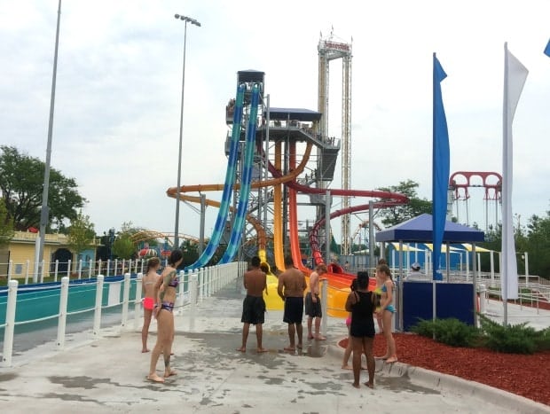 Valleyfair Soak City Breakers Plunge