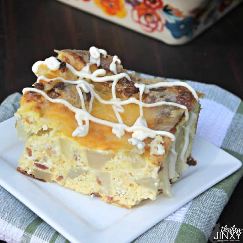 Cheese, Bacon and Potato Breakfast Casserole Recipe - Thrifty Jinxy