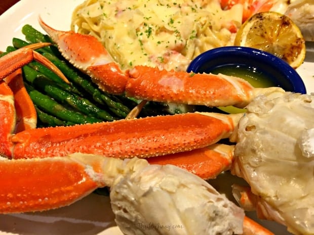 Celebrating Mom AND Crabfest at Red Lobster - Thrifty Jinxy