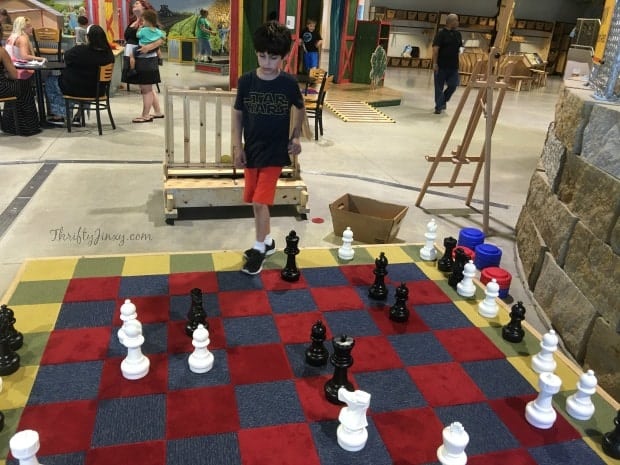 childrens-museum-of-southern-minnesota-giant-chess