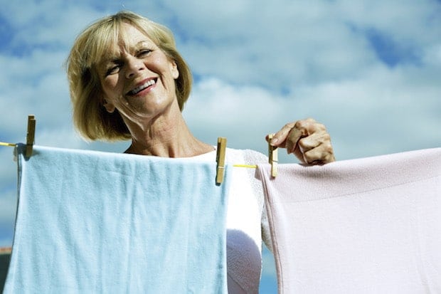 The Top 5 Benefits of Drying Clothes in the Sun