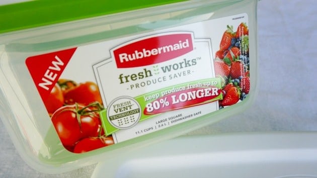 Rubbermaid FreshWorks Large Square Produce Saver Storage Container, 11.1  Cups 