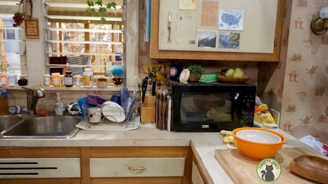 Roseanne Revival Kitchen Set ABC