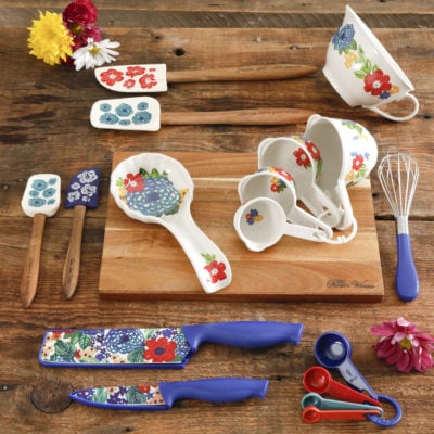 The Pioneer Woman Dazzling Dahlias Ceramic Nonstick 10-Piece Cookware Set 