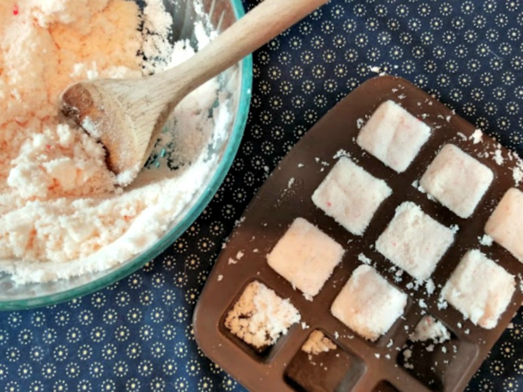 Forming DIY Dishwasher Tablets in Ice Cube Tray