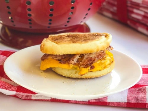 ham egg and cheese english muffin maker｜TikTok Search