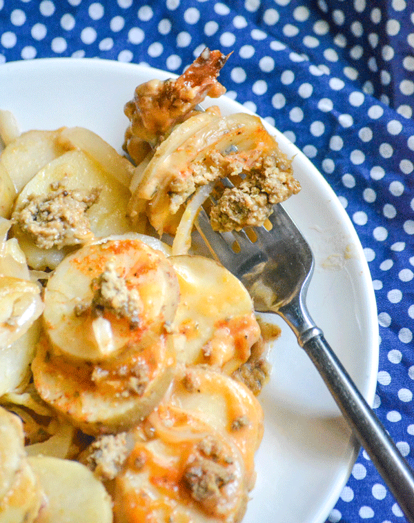 Crockpot Beef and Potatoes Au Graitin