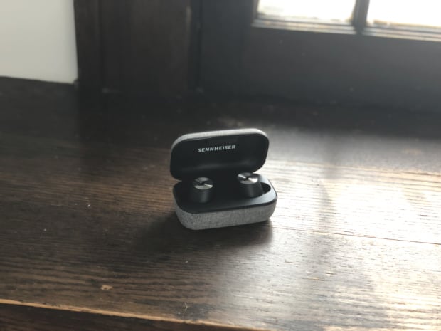 Sennheiser MOMENTUM True Wireless Earbud Case