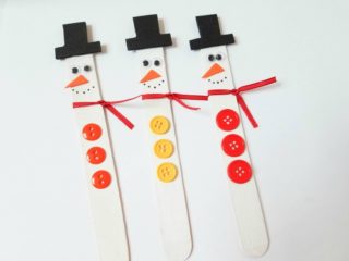 Adorable Craft Stick Snowman Magnets for the Kids to Make - Thrifty Jinxy