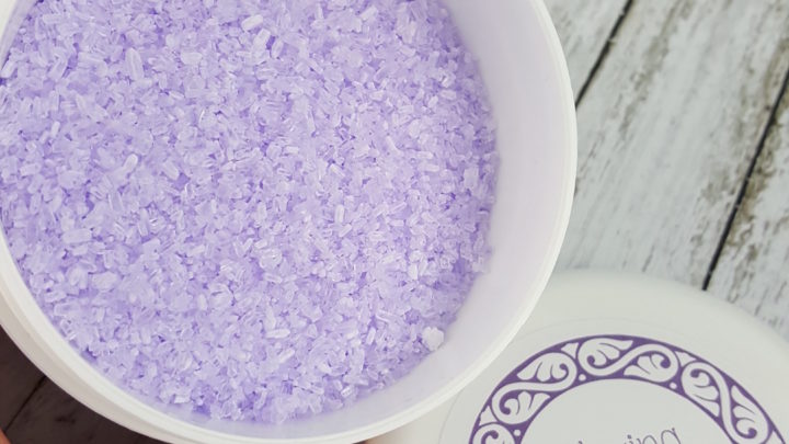 DIY Relaxing Bath Salts with Free Printable Labels - Thrifty Jinxy