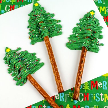 Christmas Tree Pretzel Rods