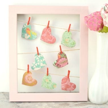 Fun & Easy Valentine Clothesline Heart Frame Decor Craft