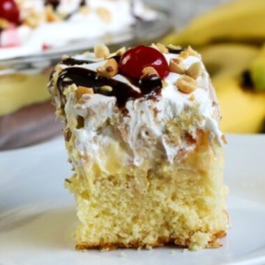 cropped-Banana-Split-Poke-Cake-horizontal-3.jpg