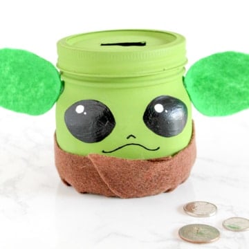 Baby Yoda Mason Jar Bank Craft copy
