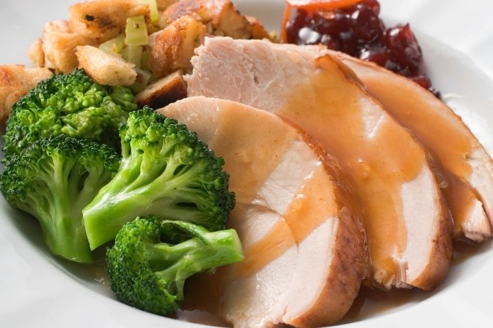 Turkey Gravy with Broccoli and Stuffing
