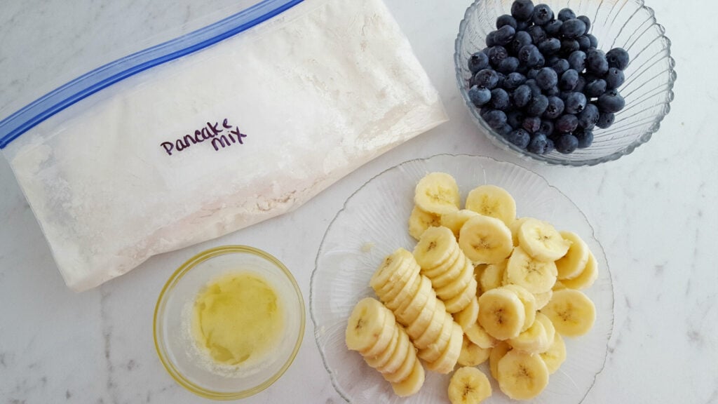 Blueberry Banana Sheet Pan Pancakes ingredients