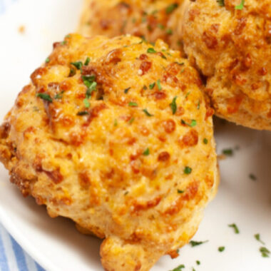 cropped-Air-Fryer-Cheddar-Bay-Biscuit-Recipe-horizontal-4.jpg