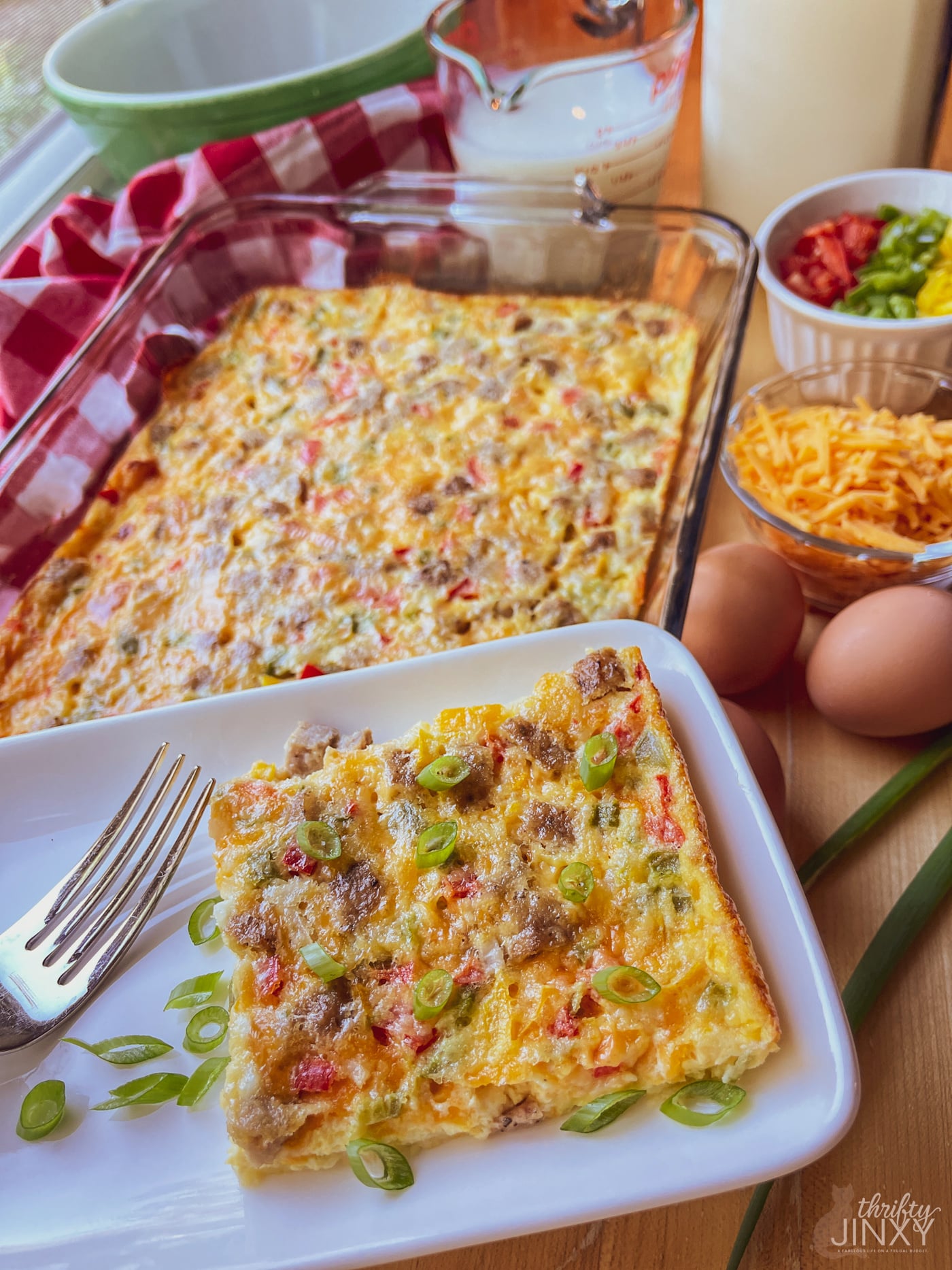 Cheesy Sausage and Pepper Quiche Recipe Thrifty Jinxy