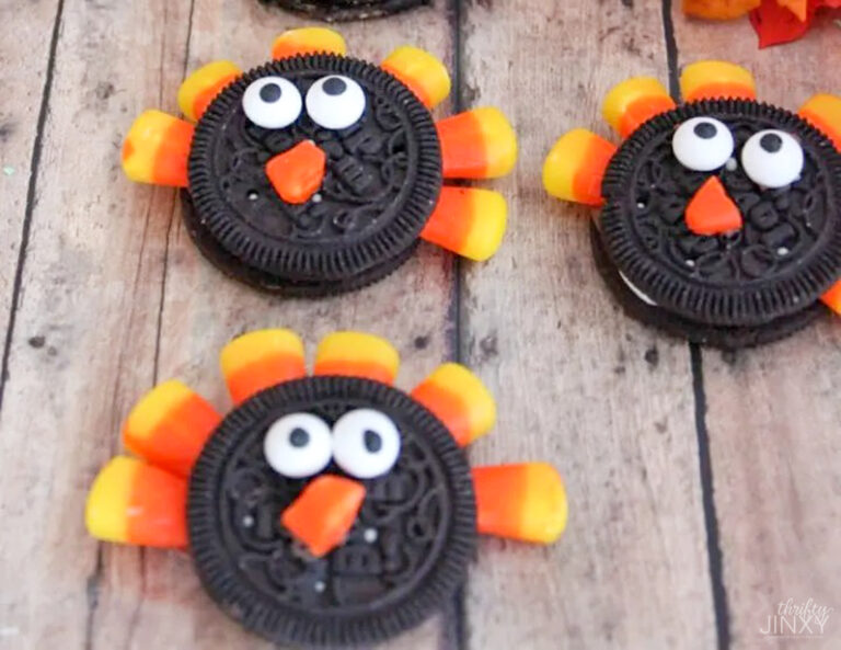 The Cutest OREO Turkey Cookies - Thrifty Jinxy