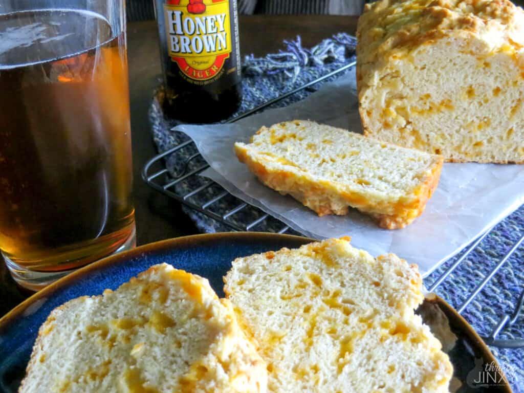 Cheddar Cheese Beer Bread 