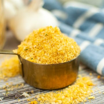 Copycat Shake and Bake in measuring cup.