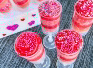 Valentine Cake Push Pops.