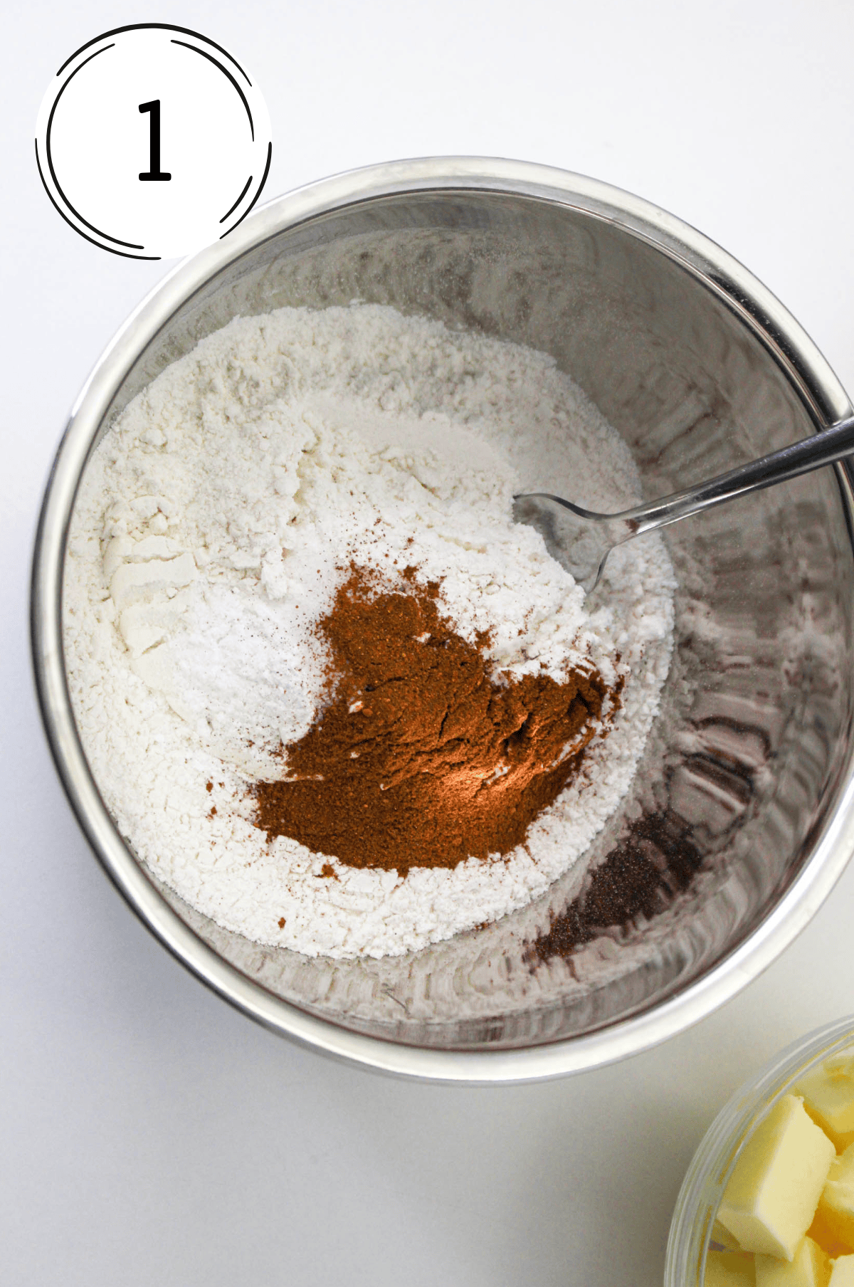 Preparation photo for Step 1 apple pie cupcake