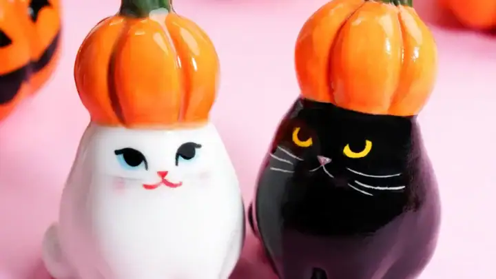 Small Cute Black Cat Pumpkin Figurine