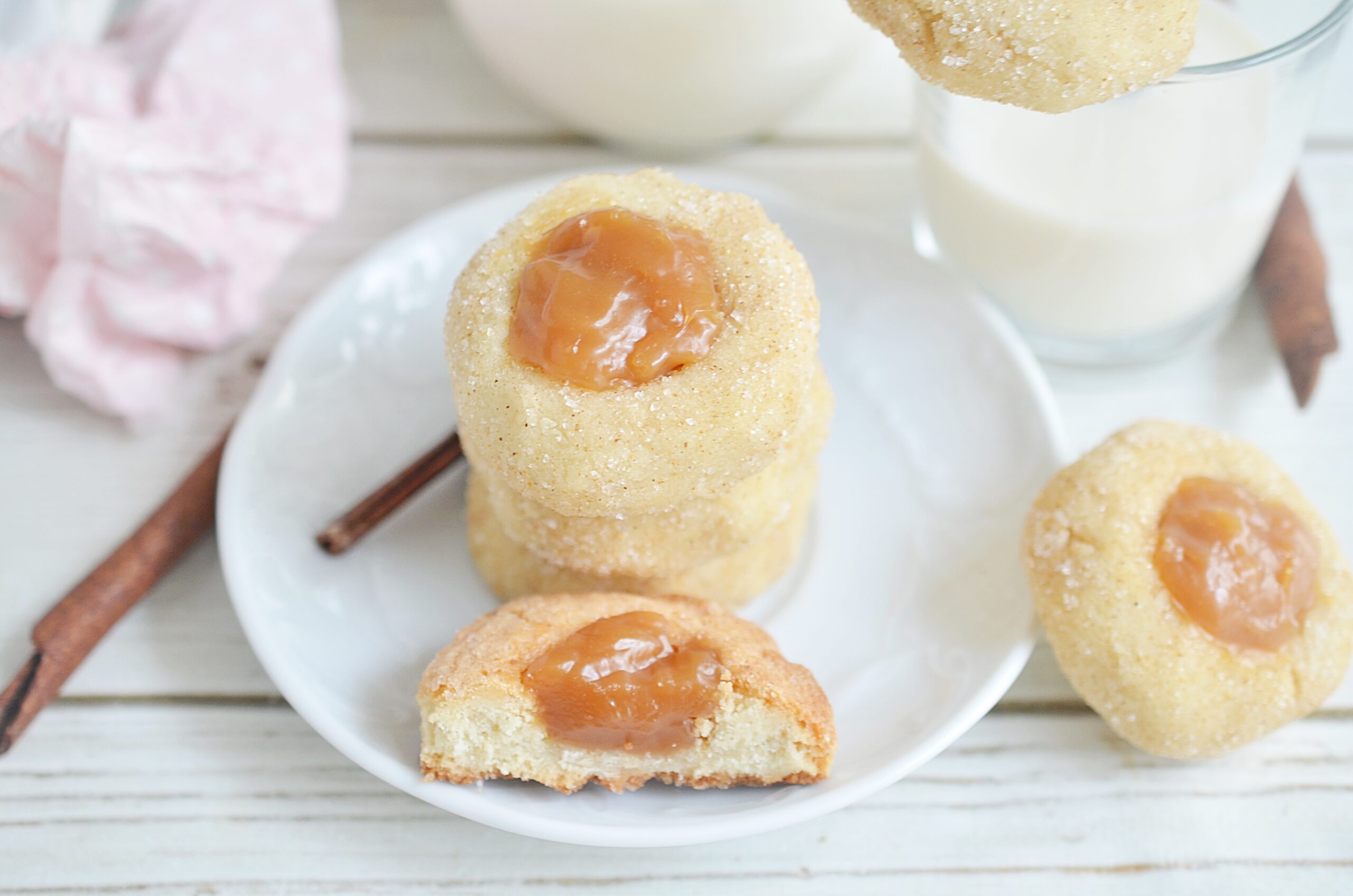 horizontal 2 Caramel Apple 