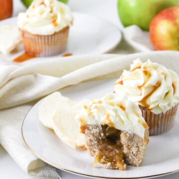 vertical apple Pie Cupcakes image
