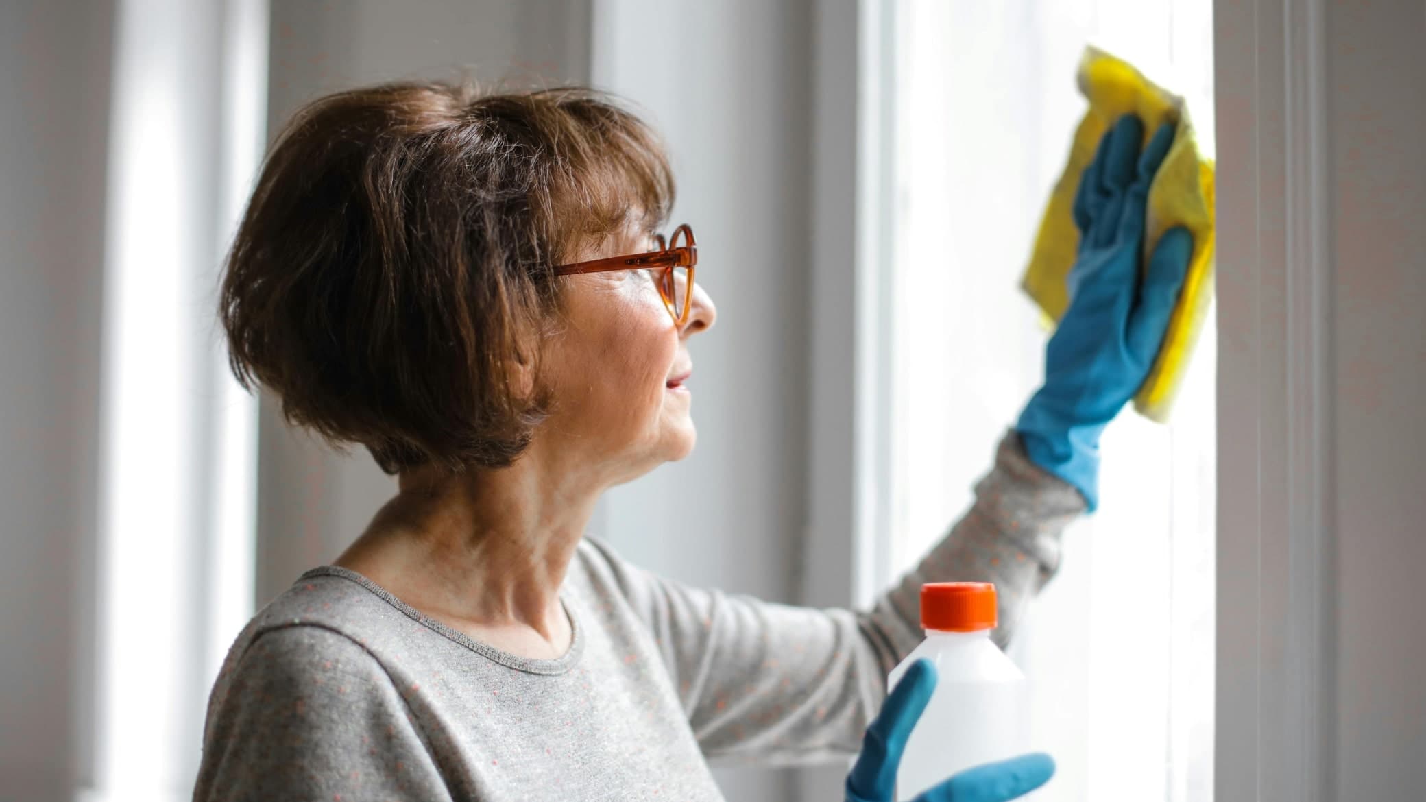 10 cleaning habits that added $180 to our annual expenses - Thrifty Jinxy