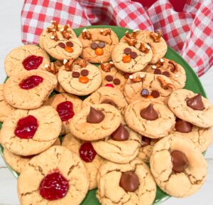 Christmas Peanut Butter Cookies Three Ways Table.