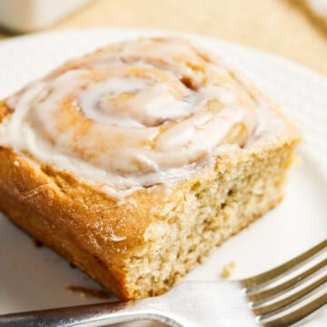 Whole Wheat Cinnamon Rolls slice in a plate